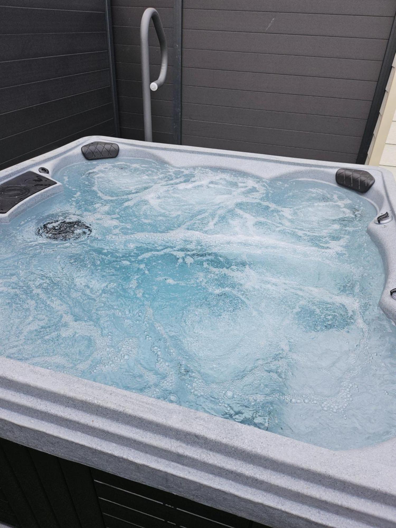 Hebergement Privee Jaccuzzi En Supplement Saint-Clair-du-Rhone Zewnętrze zdjęcie