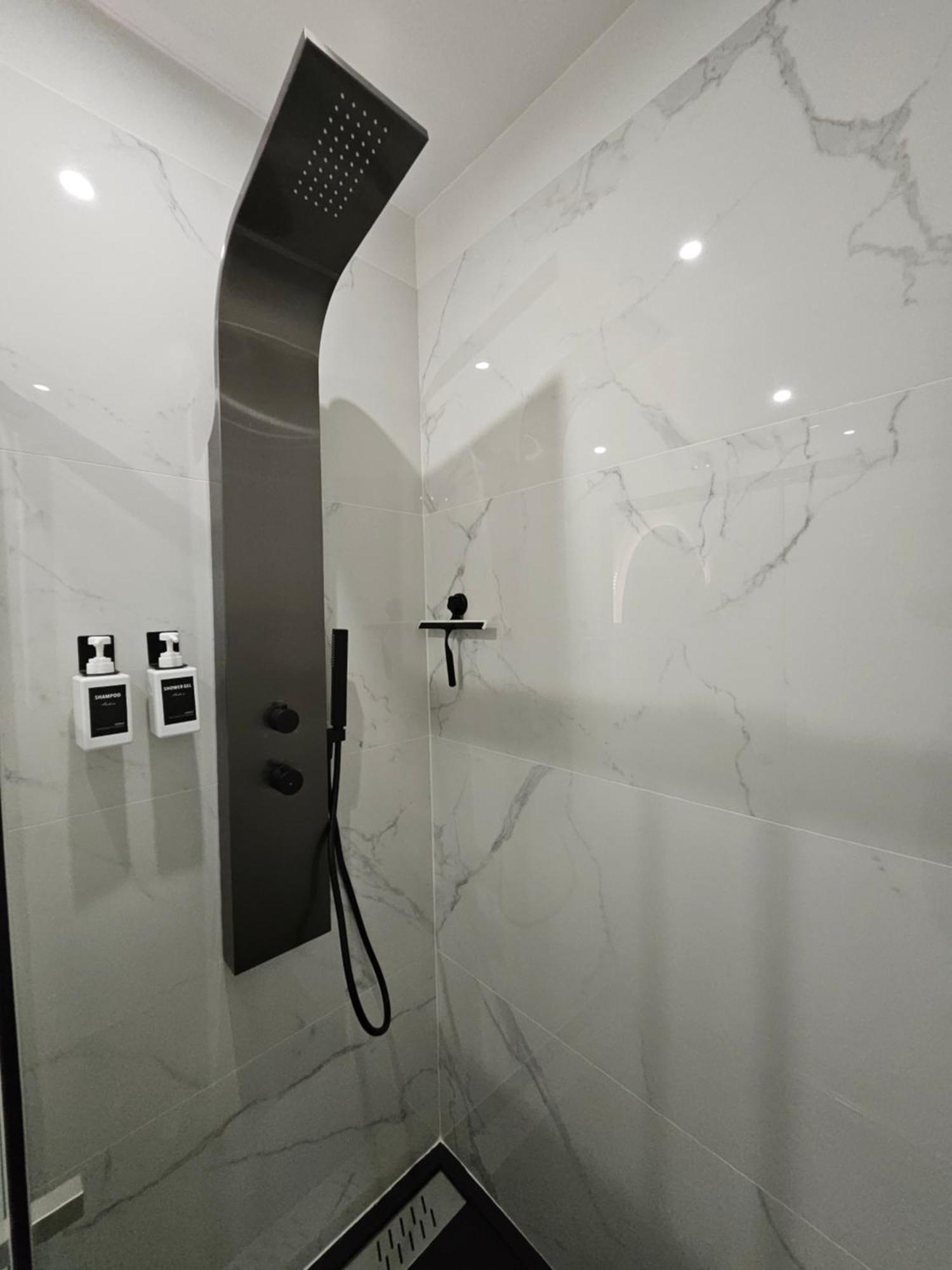 Hebergement Privee Jaccuzzi En Supplement Saint-Clair-du-Rhone Zewnętrze zdjęcie